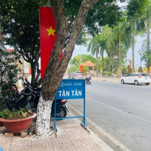 Quán Tân Tân