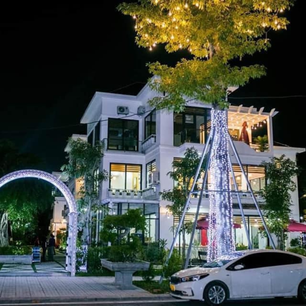 Nhà Hàng TAAA Garden