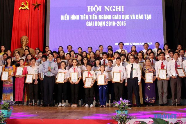 Hà Tĩnh đẩy mạnh đổi mới phương pháp dạy học, củng cố phổ cập giáo dục toàn diện