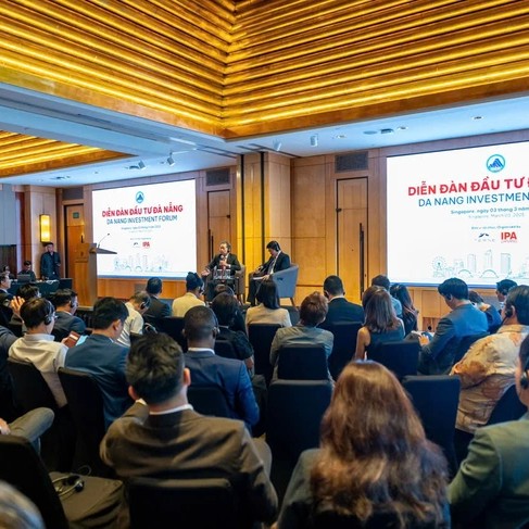 Lãnh Đạo Đà Nẵng Đến Singapore Kêu Gọi Đầu Tư Trung Tâm Tài Chính Quốc Tế, Khu Thương Mại Tự Do