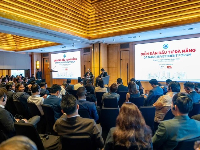 Lãnh đạo Đà Nẵng đến Singapore kêu gọi đầu tư trung tâm tài chính quốc tế, khu thương mại tự do