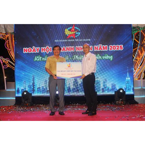 An Giang tôn vinh thanh niên khởi nghiệp