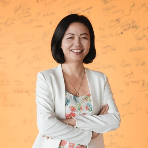 Bà Thạch Lê Anh