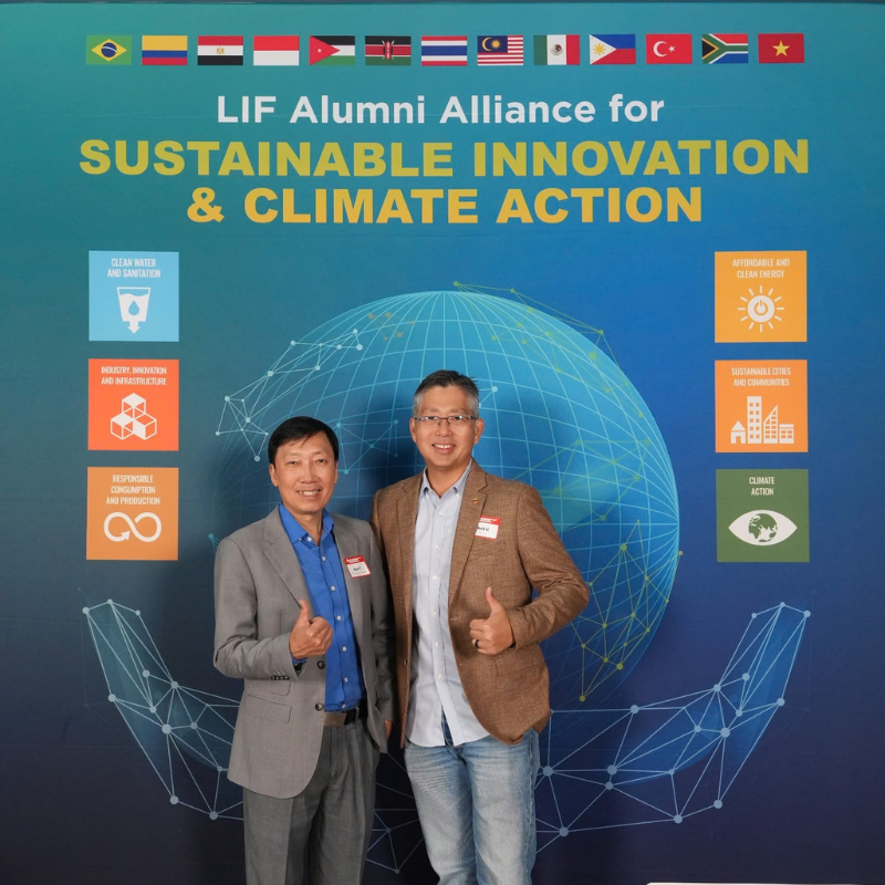 Vietnam Representative At The Alliances Of Leaders In Innovation Fellowship (LIF) Seminar, Chulalongkorn University, Thailand