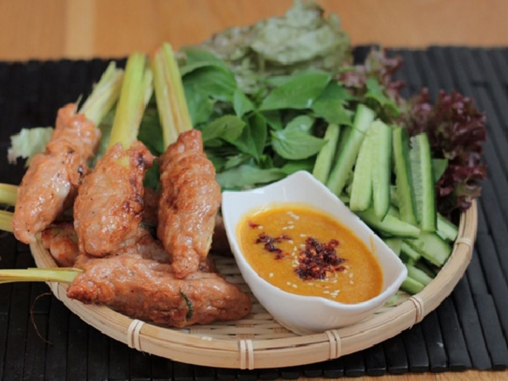 4. Cách thưởng thức chả tôm ngon