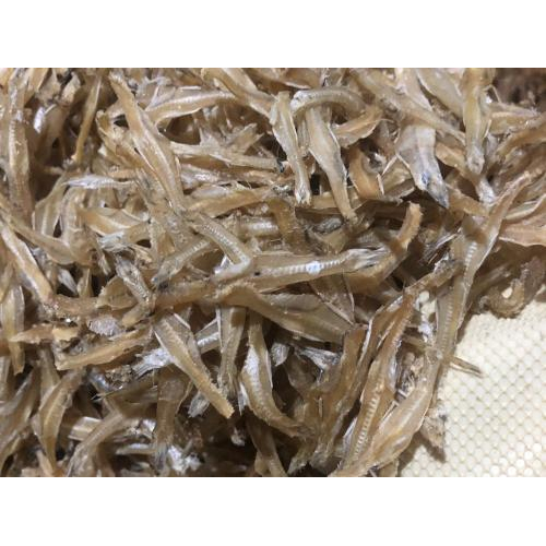 1. Chọn và sơ chế cá cơm Cô Tô