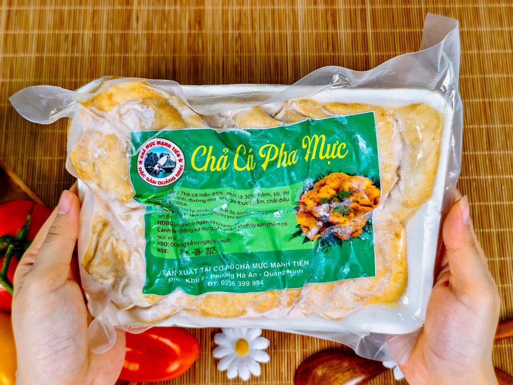 2. Sơ chế cá và mực