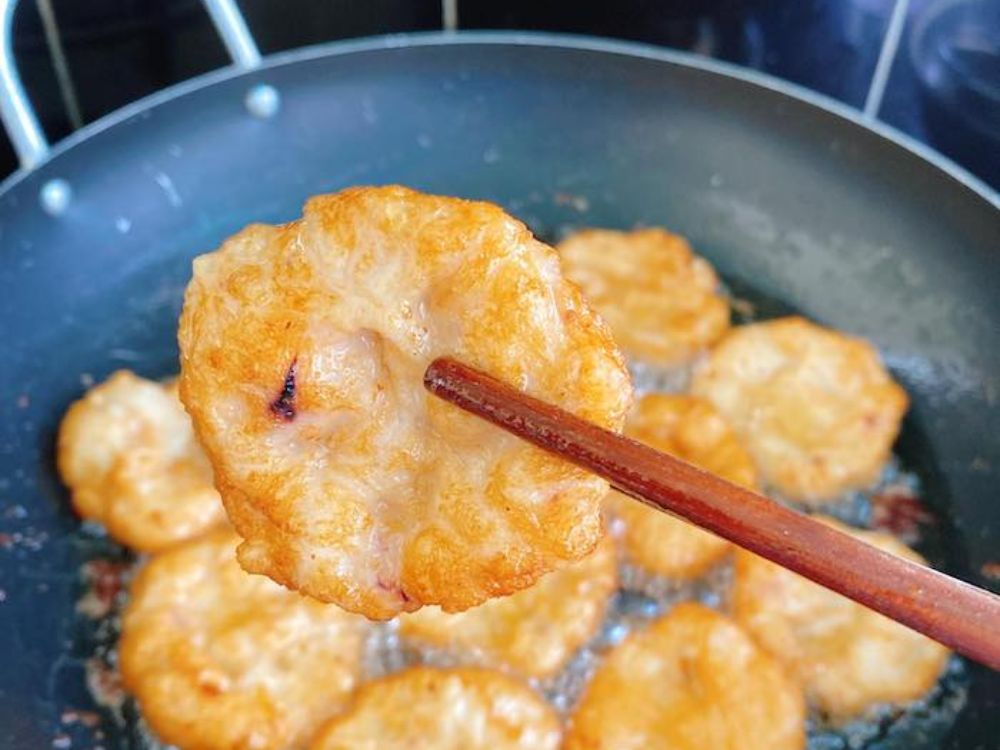 Chả Mực Hạ Long: Vì Sao Lại Là “Đệ Nhất Đặc Sản” Vùng Biển Quảng Ninh?