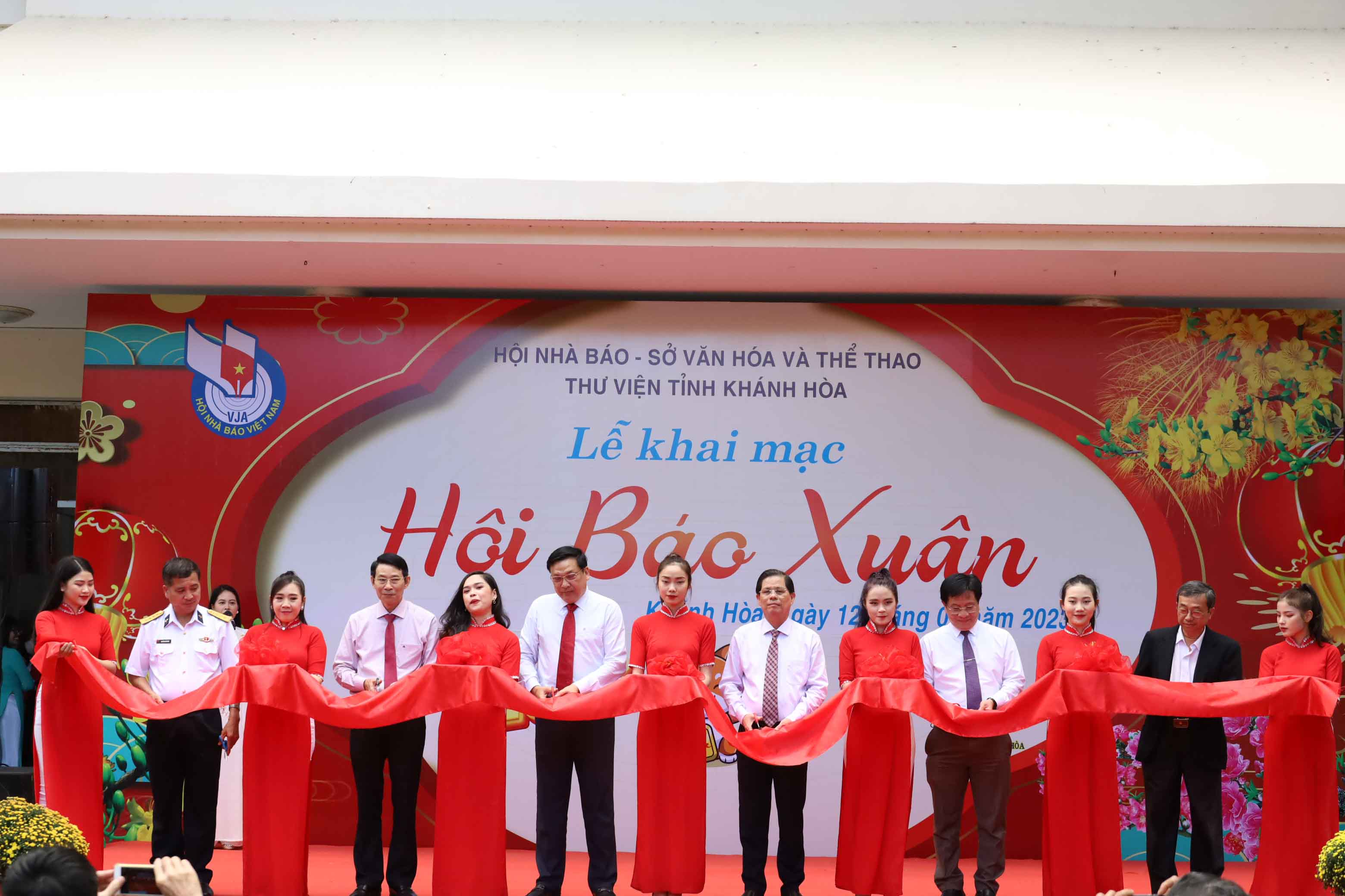 Khai mạc Hội báo Xuân 2023