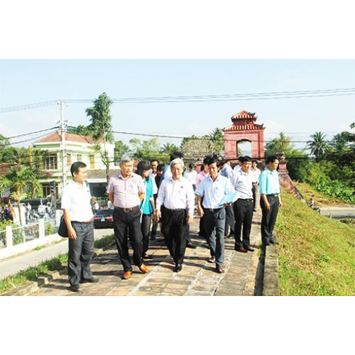 Thành cổ Diên Khánh: Gắn di tích với du lịch