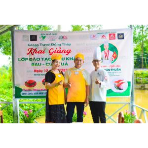 Không khí khai giảng lớp học đặc biệt