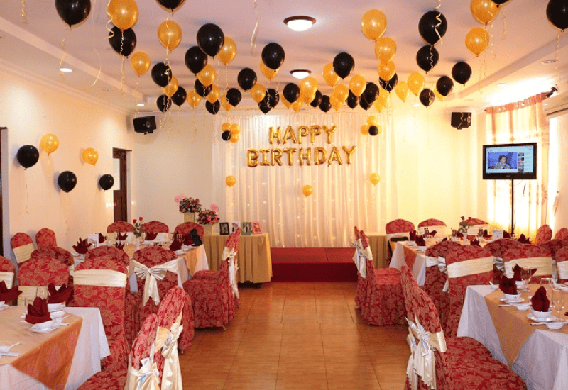 Tổ chức tiệc sinh nhật