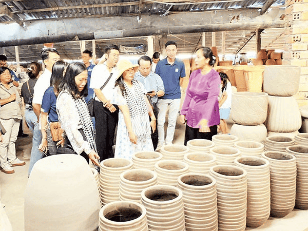 Từ những làng nghề