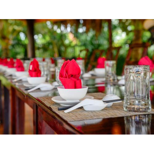 Nhà hàng sinh thái ẩm thực