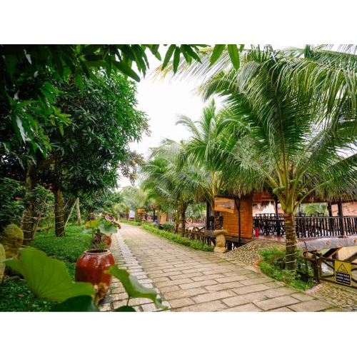 Nhà hàng sinh thái ẩm thực