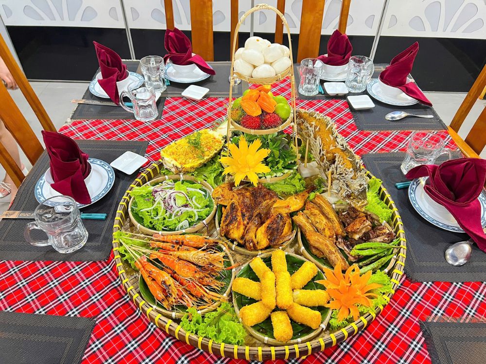 Ẩm thực mẹt khổng lồ