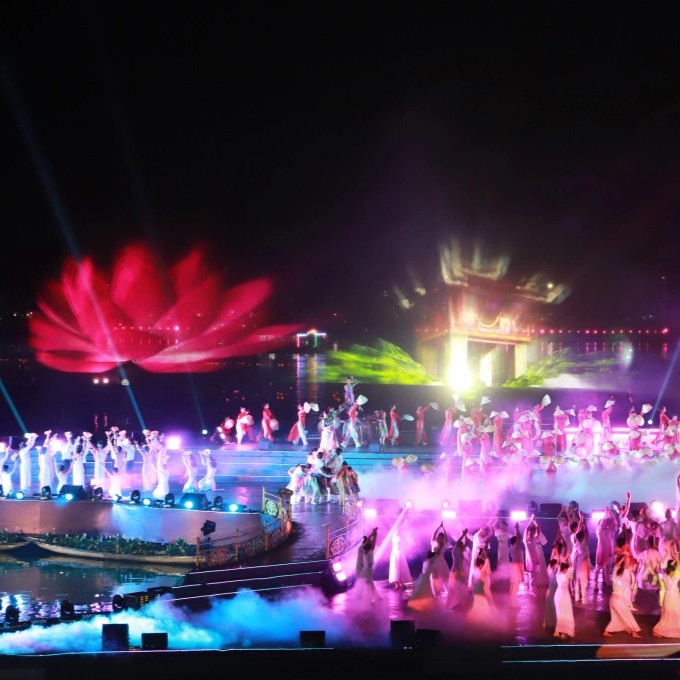 Hàng Nghìn Người Dự Khai Mạc Năm Du Lịch Quốc Gia Huế