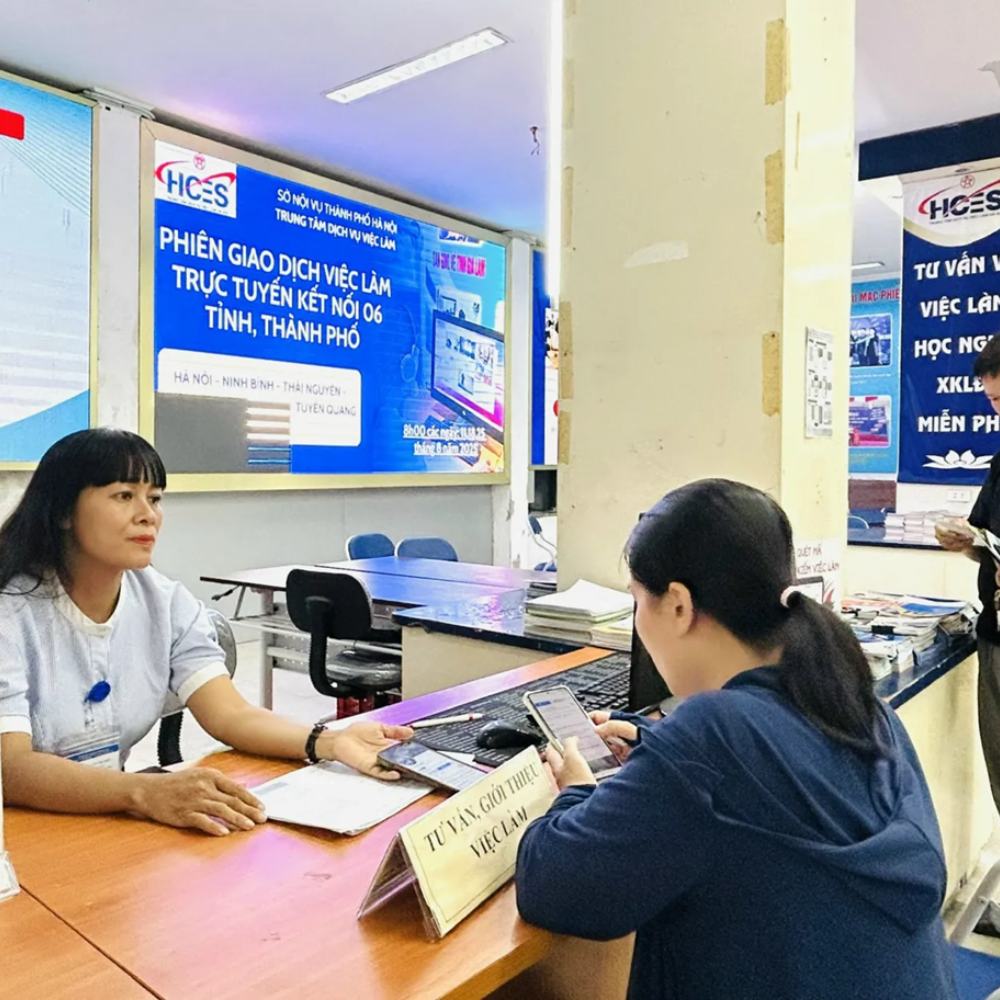 Đào Tạo Lại Nghề Và Giải Quyết Việc Làm Cho Cán Bộ, Công Chức, Viên Chức, Lao Động Hợp Đồng Và Người Hoạt Động Không Chuyên Trách Nghỉ Việc Do Sắp Xếp Tổ Chức Bộ Máy Trong Các Đơn Vị Hành Chính