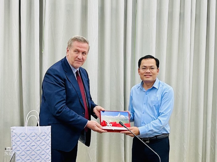 Triển khai thí điểm Dự án “Giải pháp Thị trường Lao động tích hợp – JANZZilms!”.