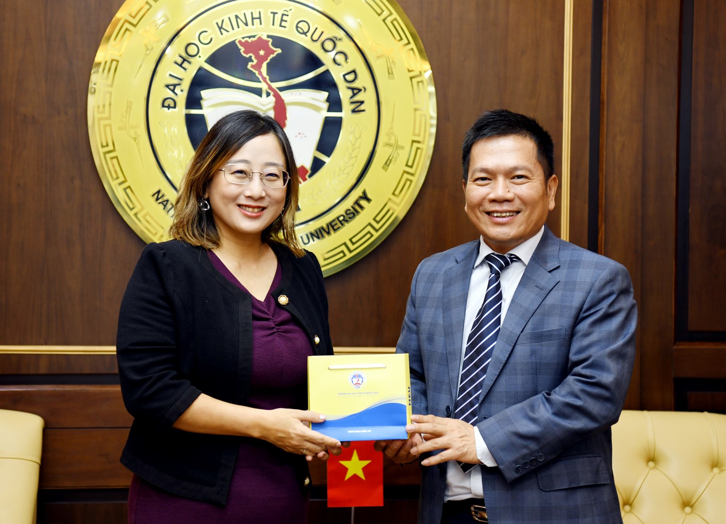 Chia sẻ của các chuyên gia