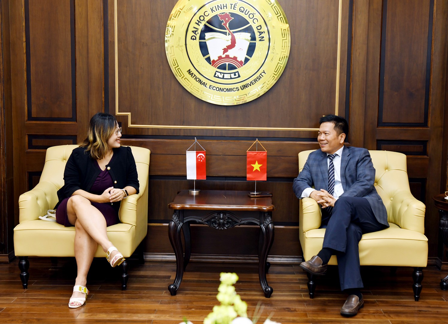 Cuộc trao đổi cùng đoàn chuyên gia