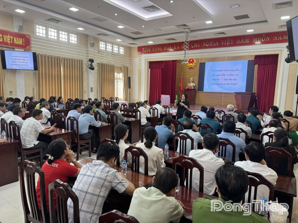 Nâng cao chất lượng dịch vụ: Hướng tới hình ảnh du lịch "Thân thiện - Văn minh - Chuyên nghiệp"