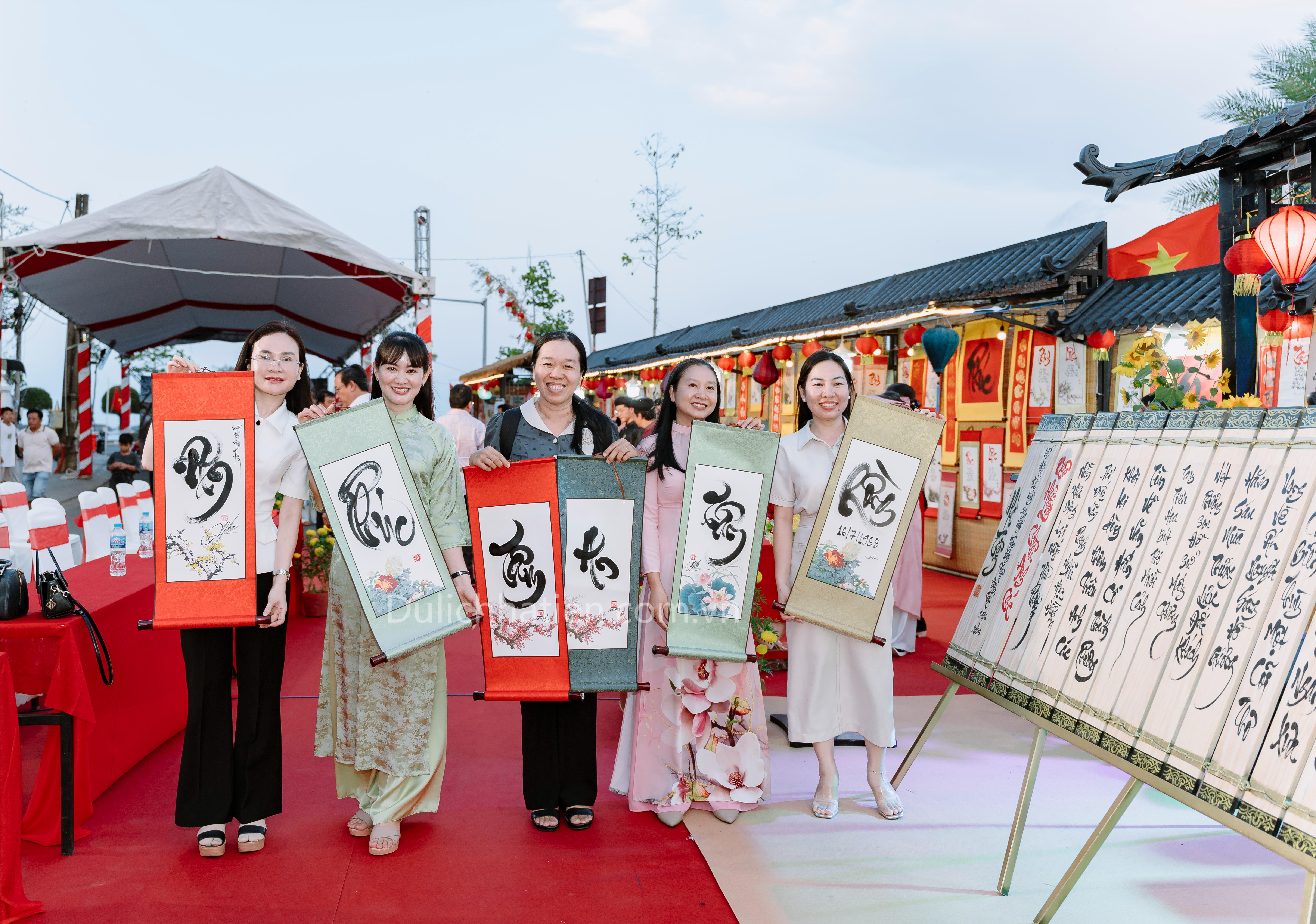 Chiêu Anh Các – 290 năm mạch nguồn thi ca bất tận