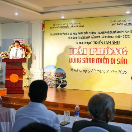 Triển Lãm Hải Phòng Bừng Sáng Miền Di Sản Khai Mạc Tại Bảo Tàng Điêu Khắc Chăm Đà Nẵng