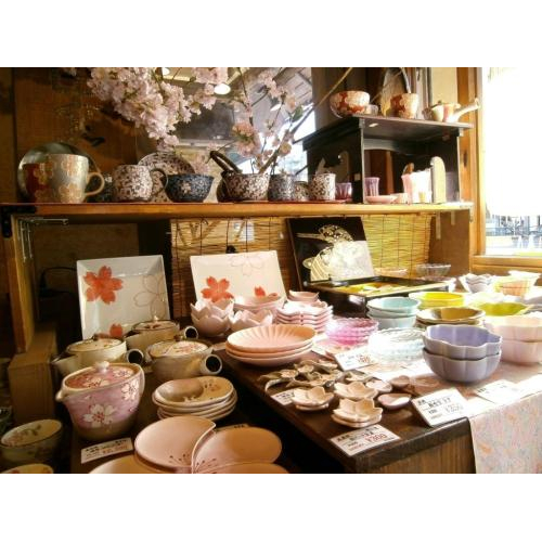 Top 6 Địa Điểm Mua Quà Lưu Niệm ở Tokyo Cực Thú Vị