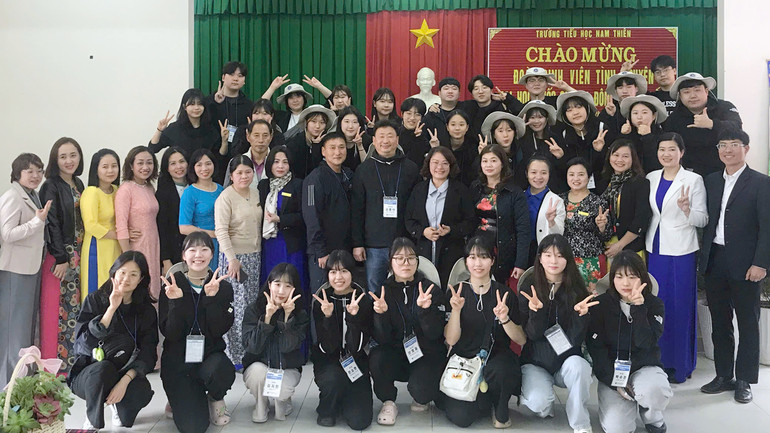 Giao lưu với học sinh, sinh viên Hàn Quốc tại thành phố Đà Lạt