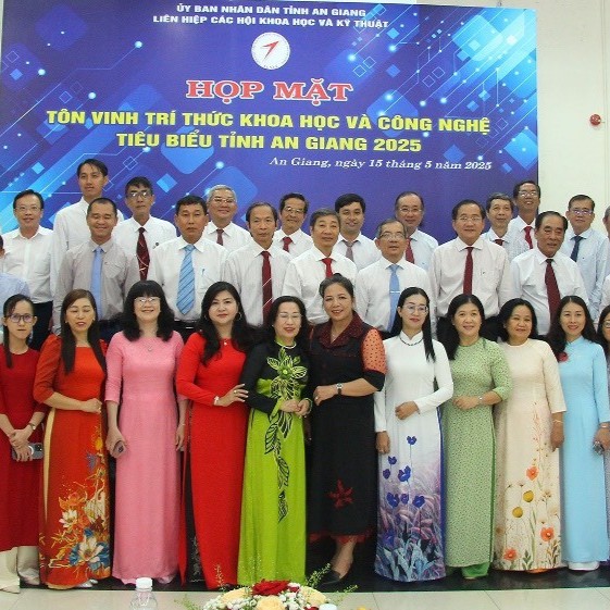 Những Dấu Ấn Nổi Bật Trong Hoạt Động Của Liên Hiệp Hội Tỉnh