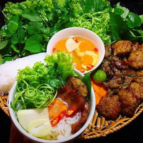 Bún Chả Hà Nội - Hương Vị Mang Đậm Bản Sắc Của Thủ Đô