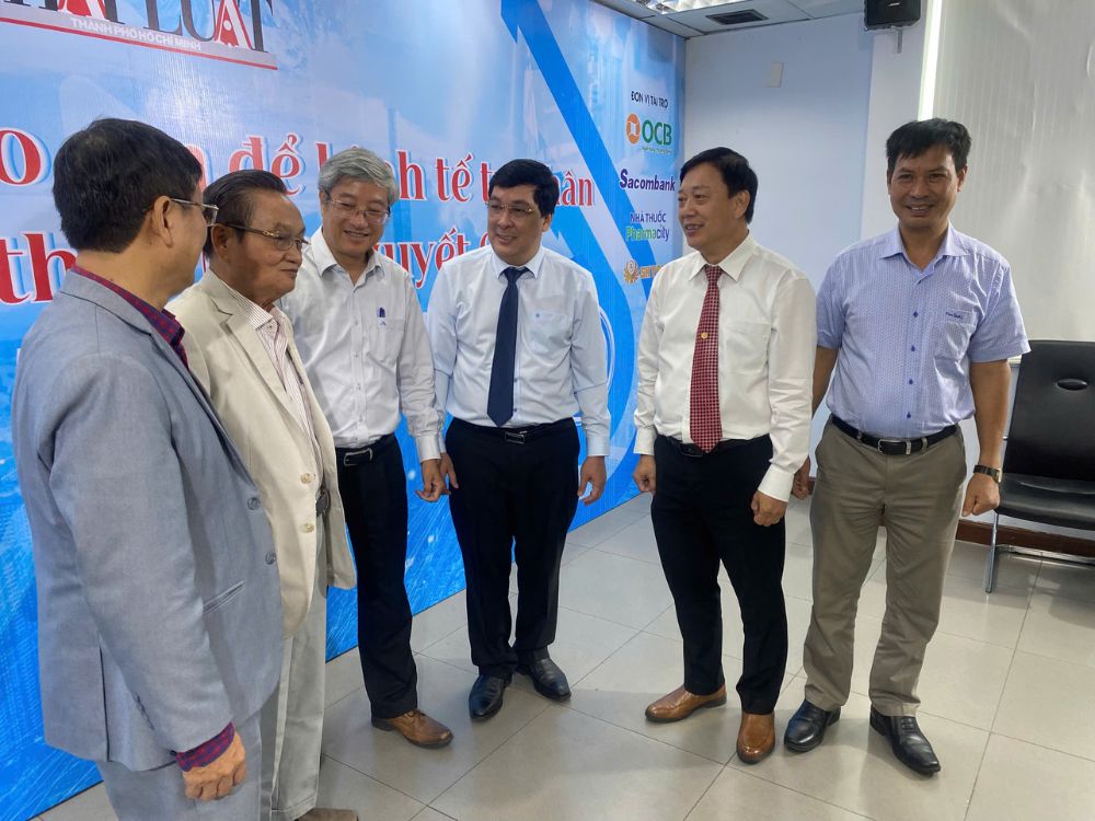 4. Đánh giá từ chuyên gia và viện trưởng