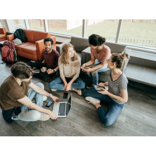 3. Kỹ năng số – chìa khóa mở rộng cơ hội phát triển bền vững