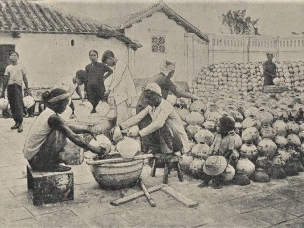 Hành trình định hình ở Việt Nam
