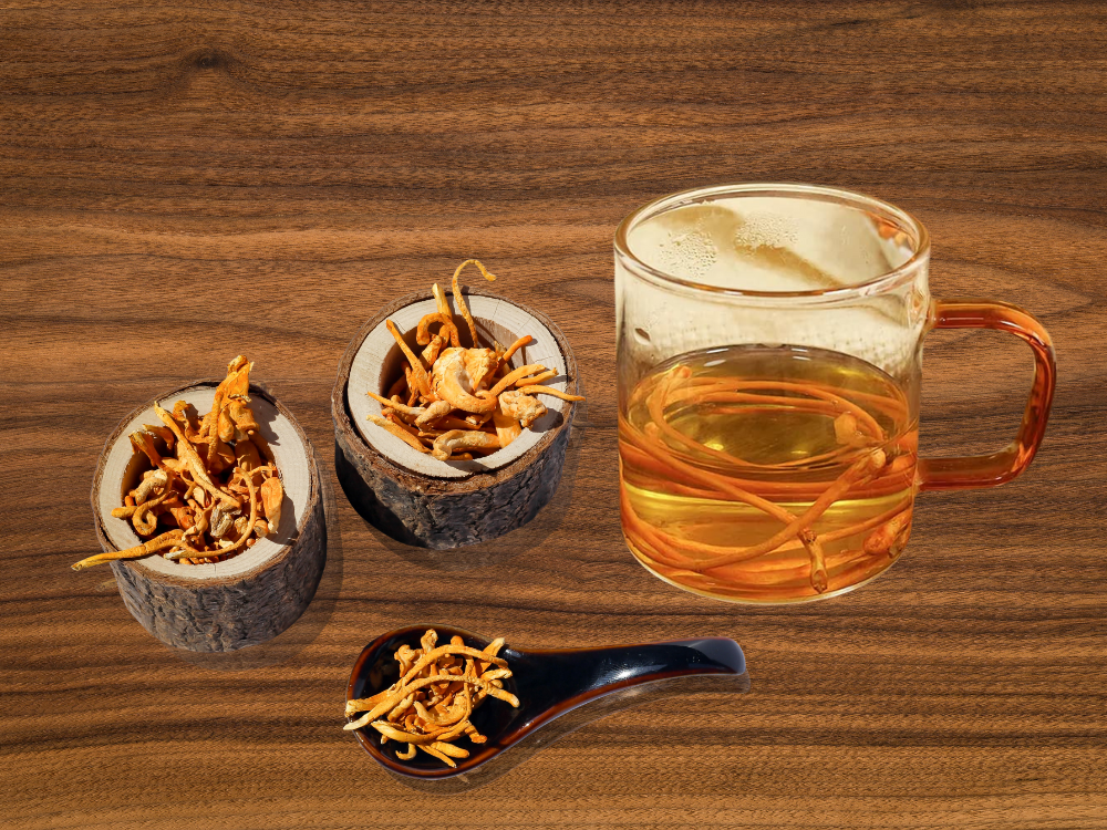 1. Nước uống đông trùng hạ thảo