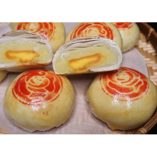 Bánh pía sầu riêng - biểu tượng của hương vị miền Tây