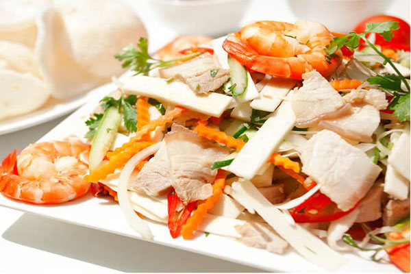 Nỗi Nhớ "Trắng Ngần" Giữa Lòng Phố Thị