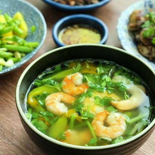 Canh Bông Bí Nấu Tôm Đất: Vị Ngọt Thanh Của Đồng Quê Trong Bữa Cơm Má Nấu