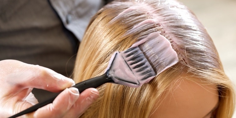 Cách dùng thuốc nhuộm tóc để lên màu đẹp và chuẩn