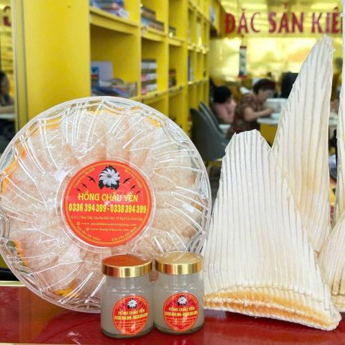 Yến hũ Châu Hồng Yến