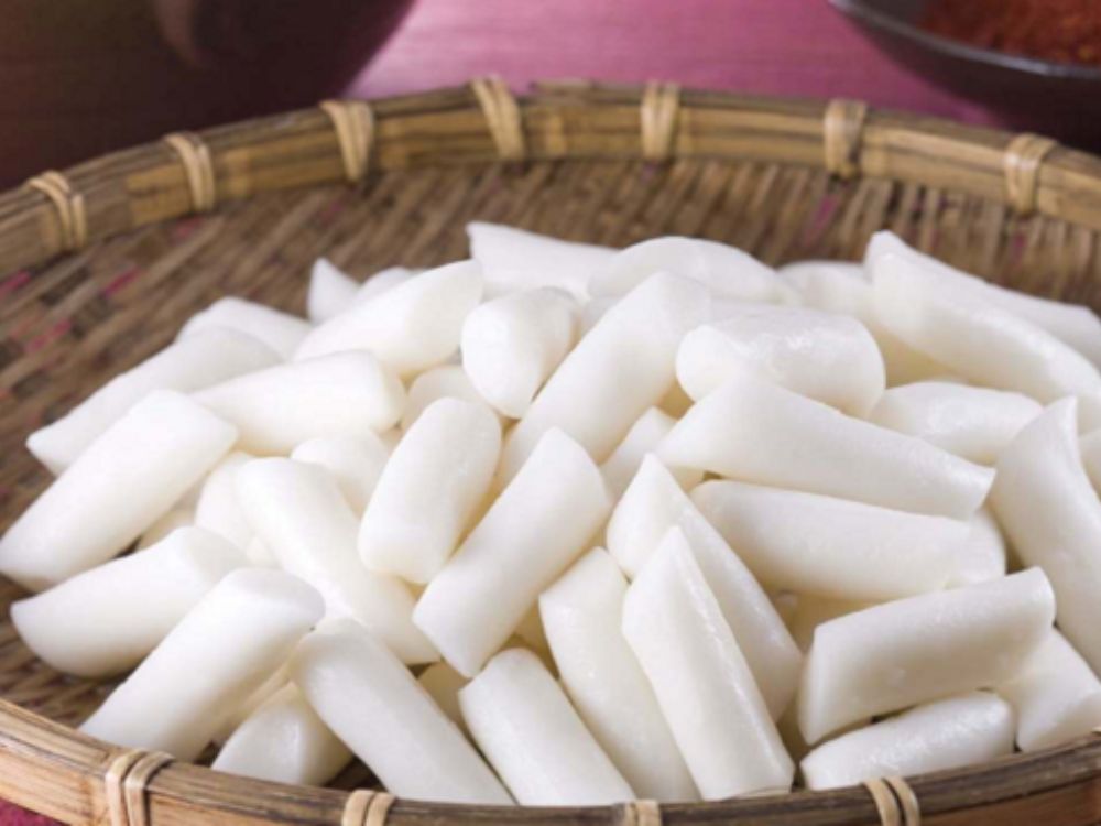 Tokbokki - bánh gạo Hàn Quốc cùng oppa