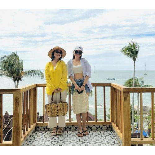 Hãy cùng bạn thân đến nghỉ dưỡng 1 lần tài Fly Up Resort