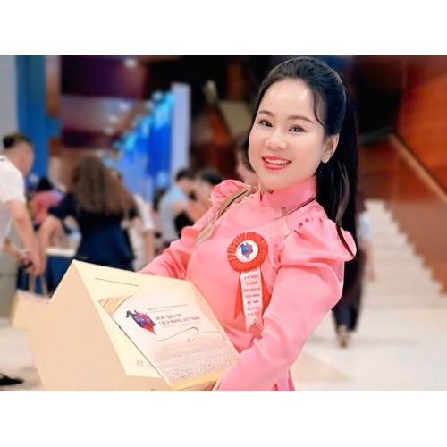 CEO Lê Nga – Tự Hào Tham Dự Lễ Kỷ Niệm 100 Năm Báo Chí Cách Mạng Việt Nam