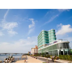 Khách sạn River Hà Tiên