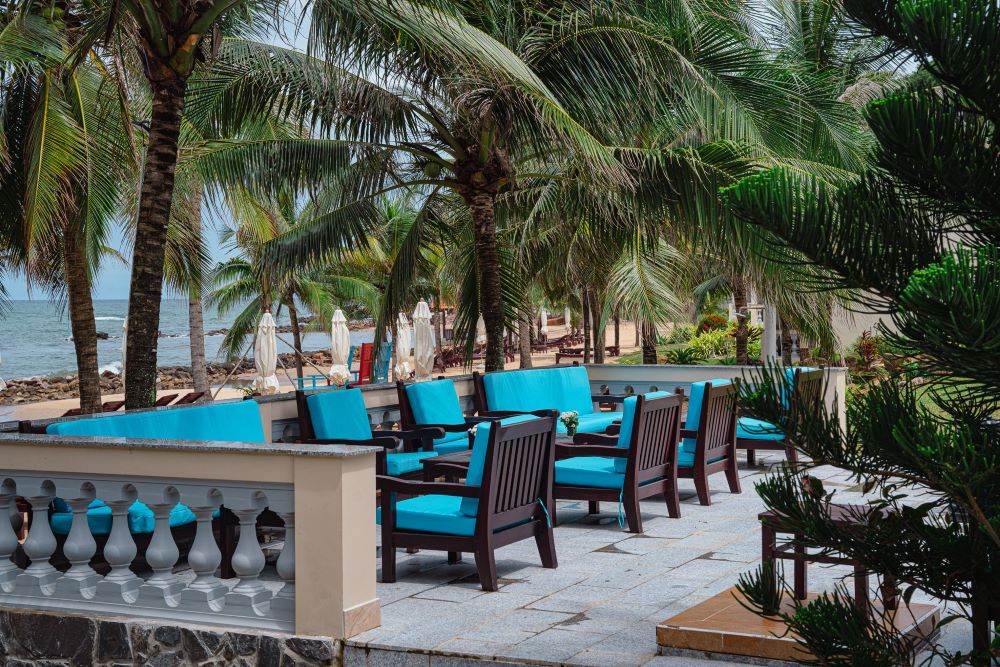 Sunny restaurant