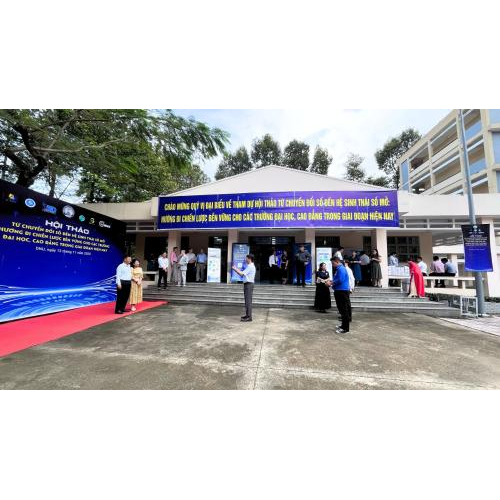 Chuyển đổi số – Nền tảng cho sự phát triển bền vững của giáo dục đại học