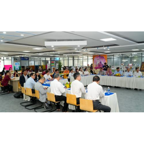 Không gian chia sẻ của những người tiên phong