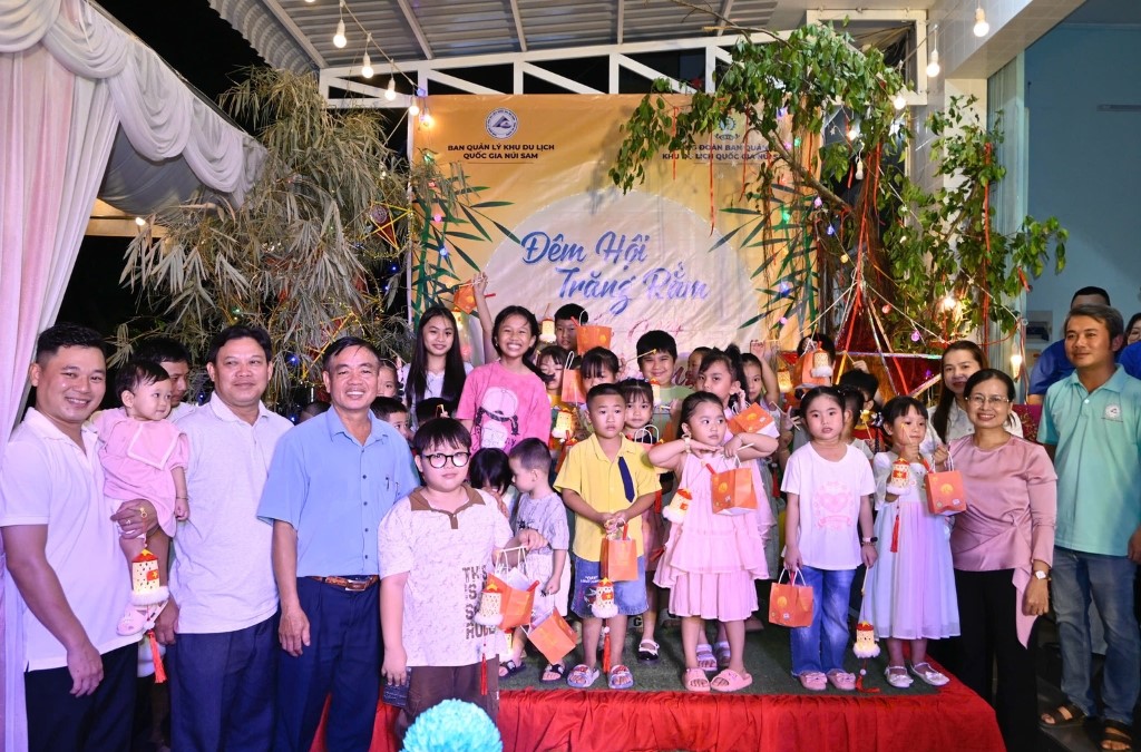 Lan tỏa yêu thương và gắn kết nội bộ