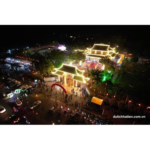 Hà Tiên Tổ Chức Lễ Hội Truyền Thống Kỷ Niệm 261 Năm Ngày Mất Bà Mạc Mi Cô